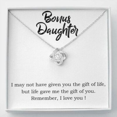 bonus-daughter-the-gift-of-you-love-knot-necklace-gift-ue-1627186409.jpg