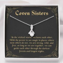 conven-sisters-alluring-necklace-gifts-fz-1626853476.jpg