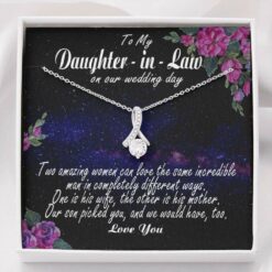 daughter-in-law-necklace-gift-from-mother-in-law-for-wedding-day-ur-1627459393.jpg