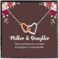 gift-for-mom-daughter-necklace-best-family-gifts-the-bond-between-a-mother-daughter-is-unbreakable-Qo-1626841459.jpg