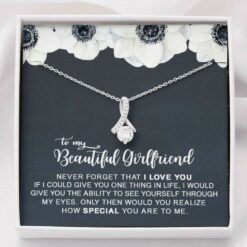 girlfriend-necklace-gifts-from-boyfriend-never-forget-that-i-love-you-GM-1626853379.jpg