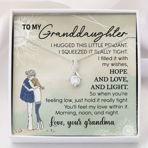 granddaughter-necklace-to-my-granddaughter-necklace-card-gift-Ep-1627701802.jpg