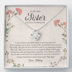 personalized-necklace-little-sister-wedding-gift-gift-for-sister-on-wedding-day-custom-name-Lf-1629365960.jpg