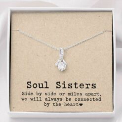 soul-sisters-gift-necklace-we-will-always-be-connected-by-the-heart-kE-1627204473.jpg