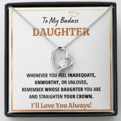 to-my-badass-daughter-crown-heart-necklace-gift-SR-1627186336.jpg