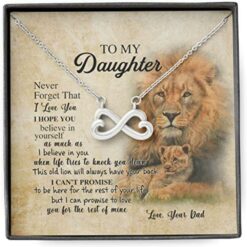 to-my-daughter-necklace-from-dad-old-lion-your-back-believe-rest-of-mine-necklace-Jy-1626938964.jpg