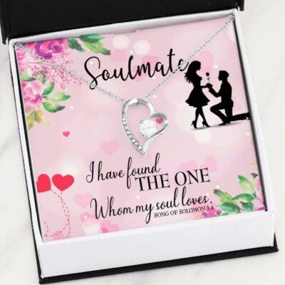 to-my-fiancee-necklace-gift-soulmate-forever-love-necklace-message-card-gL-1626691312.jpg