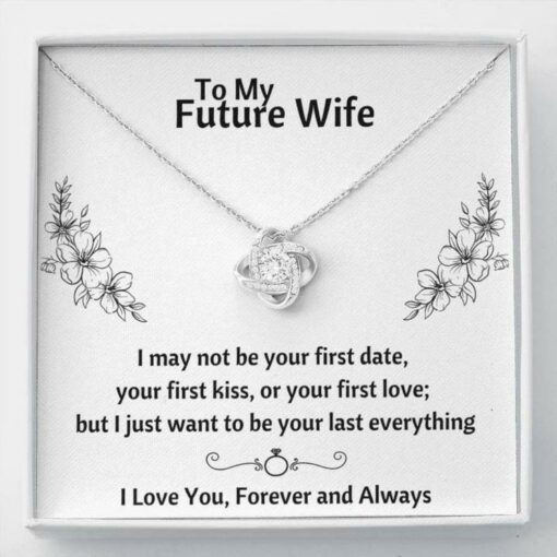 to-my-future-wife-last-everything-flowers-necklace-gift-from-boyfriend-eq-1627186168.jpg