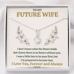 to-my-future-wife-late-alluring-beauty-necklace-gift-zJ-1627030802.jpg