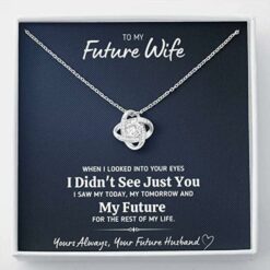 to-my-future-wife-looked-into-your-eyes-necklace-Yx-1626691235.jpg
