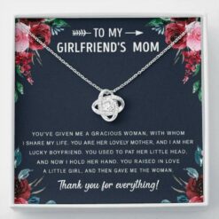 to-my-girlfriend-necklace-gift-s-mom-necklace-gift-KP-1626853392.jpg
