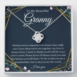 to-my-granny-necklace-gift-for-grandmother-from-granddaughter-grandson-oo-1628244275.jpg