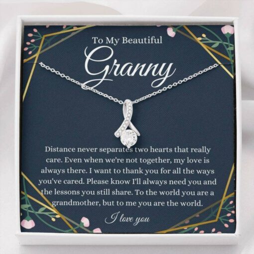 to-my-granny-necklace-gift-for-grandmother-grandma-from-granddaughter-grandson-Zy-1628244062.jpg