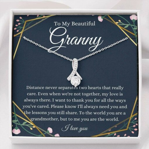 to-my-granny-necklace-grandmother-gift-from-granddaughter-grandson-iV-1627287464.jpg