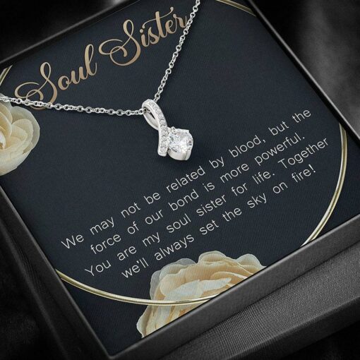 to-my-sister-my-soul-necklace-gifts-for-best-friend-bestie-bff-Bp-1627701867.jpg