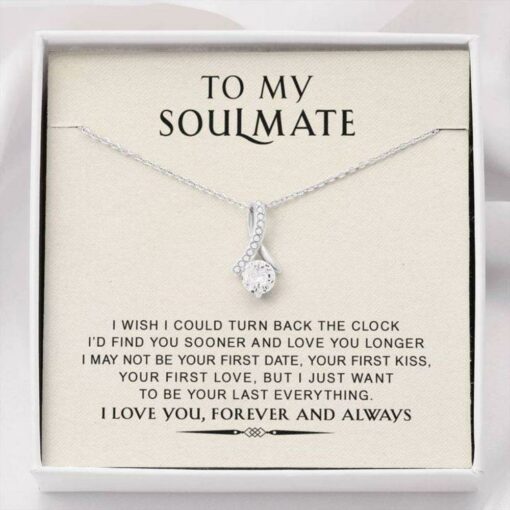 to-my-soulmate-necklace-valentine-gift-for-wife-future-wife-girlfriend-zw-1627186508.jpg