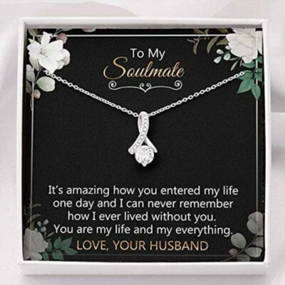 to-my-wife-necklace-gift-you-are-my-life-and-my-everything-gift-to-my-wife-necklace-rE-1626691391.jpg