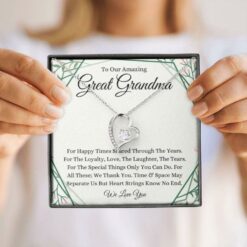 to-our-amazing-great-grandma-necklace-gift-for-grandmother-from-grandchildren-Vg-1628243980.jpg