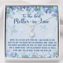 to-the-best-mother-in-law-necklace-birthday-gift-for-mom-in-law-Hn-1626853492.jpg