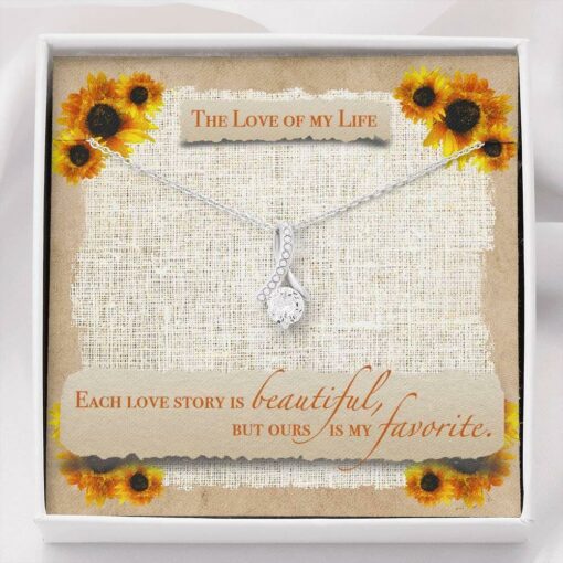 to-the-love-of-my-life-sunflower-necklace-gift-JF-1627030978.jpg