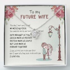 wife-necklace-to-my-future-wife-love-knot-necklace-with-gift-box-Cv-1629716319.jpg