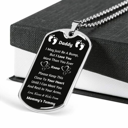 daddy-dog-tag-love-kisses-and-kicks-mommy-s-tummy-giving-daddy-dog-tag-military-chain-necklace-dx-1646623444 (1)