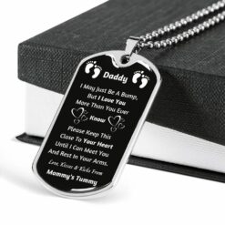 daddy-dog-tag-love-kisses-and-kicks-mommy-s-tummy-giving-daddy-dog-tag-military-chain-necklace-dx-1646623444