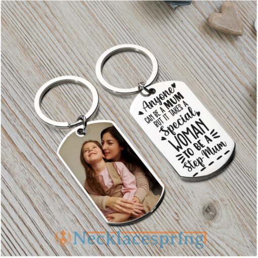 custom-photo-keychain-anyone-can-be-a-mum-step-mother-family-personalized-engraved-metal-keychain-Qn-1688180158.jpg