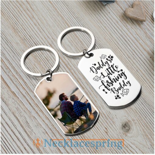 custom-photo-keychain-daddy-s-little-fishing-buddy-fishing-outdoor-personalized-engraved-metal-keychain-dF-1688179783.jpg