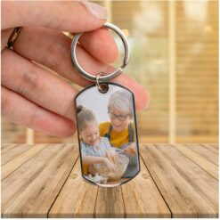 custom-photo-keychain-grandma-distance-can-t-weaken-the-love-family-personalized-engraved-metal-keychain-gz-1688180581.jpg