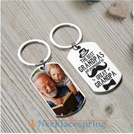 custom-photo-keychain-only-the-best-grandpas-grandpa-family-personalized-engraved-metal-keychain-uO-1688180447.jpg